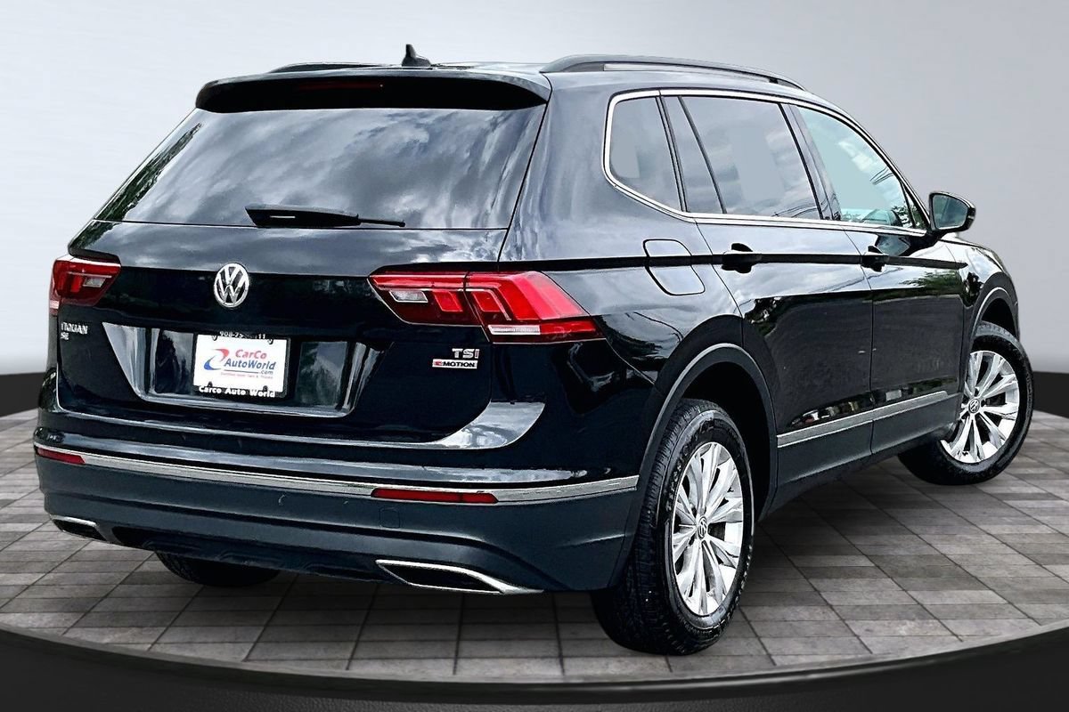 Used 2018 Volkswagen Tiguan SE w/ Panoramic Sunroof Package AWD/4WD image 5
