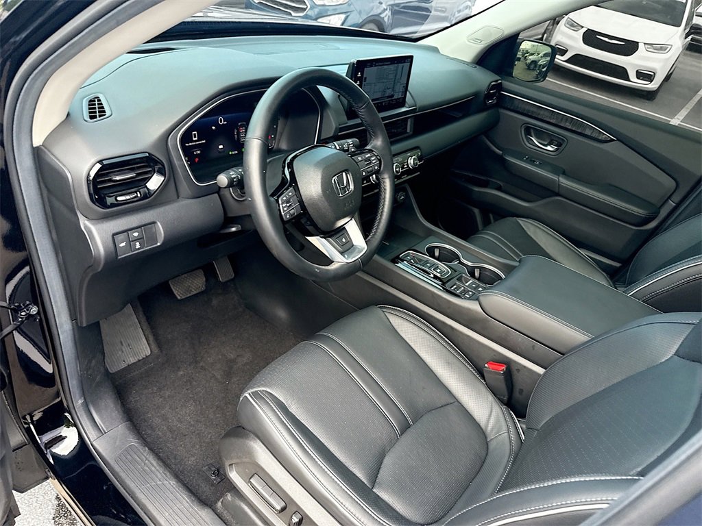 Used 2025 Honda Pilot Elite image 25