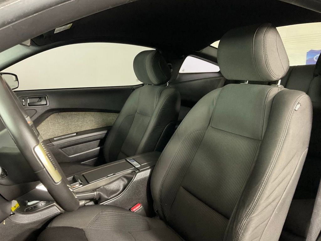 Used 2013 Ford Mustang Coupe image 14