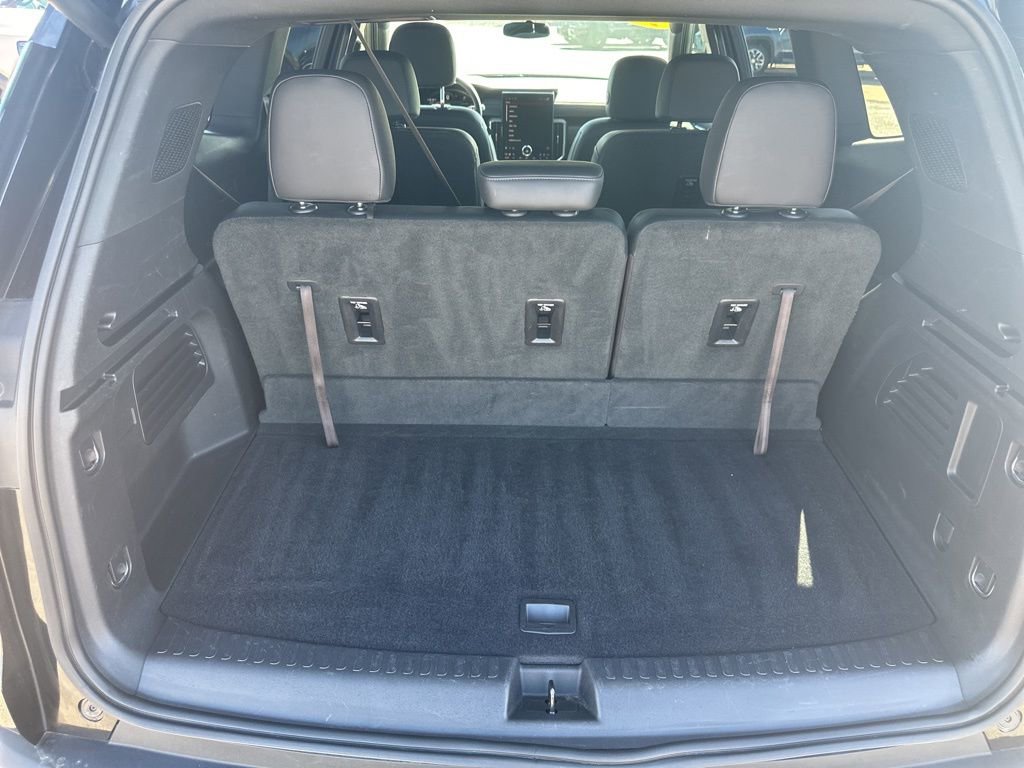 Used 2025 GMC Acadia Elevation w/ Elevation Premium Package image 25