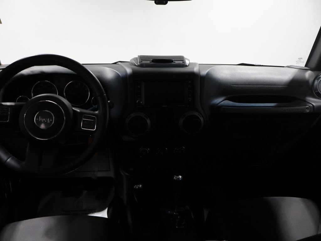 Used 2015 Jeep Wrangler Unlimited Sport AWD/4WD image 16