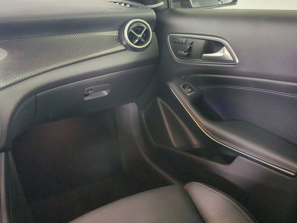 Used 2016 Mercedes-Benz GLA 45 AMG 4MATIC image 19