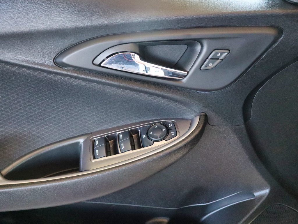 Used 2022 Chevrolet Malibu LS FWD image 38