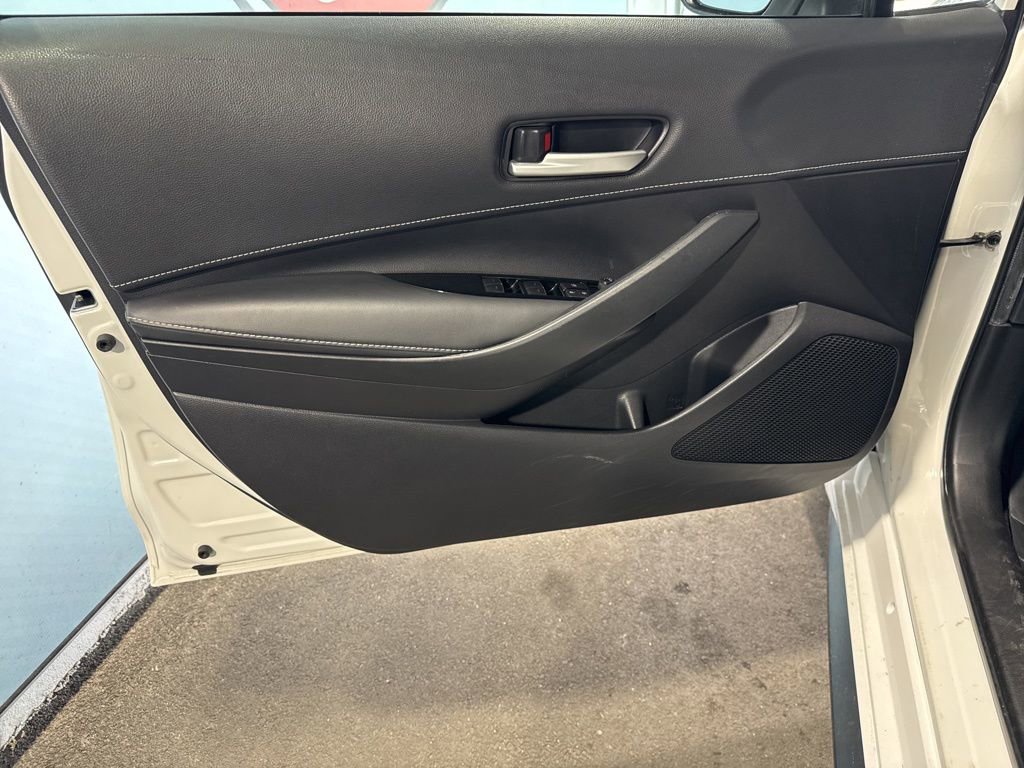 Used 2022 Toyota Corolla SE FWD image 30