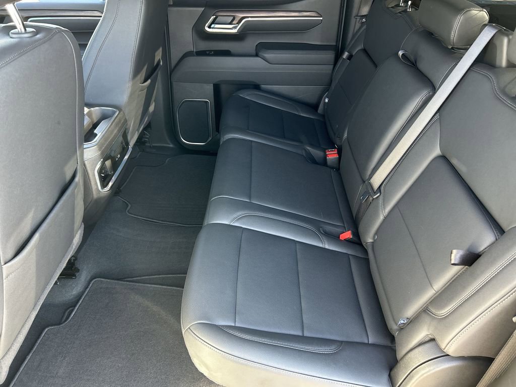 Used 2025 GMC Sierra 1500 SLT w/ SLT Premium Package image 25