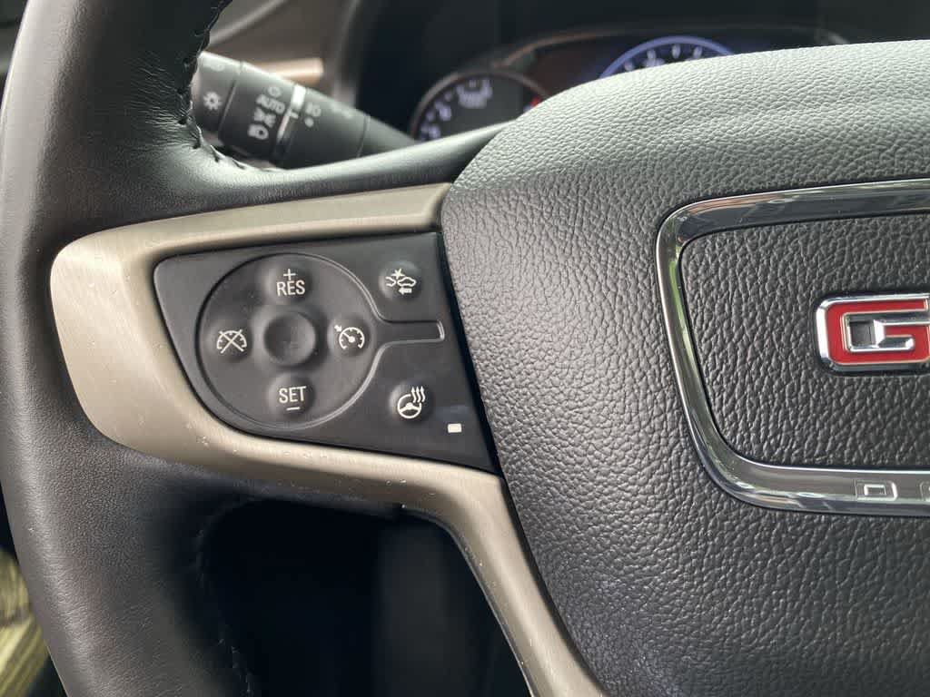 Used 2018 GMC Acadia Denali w/ Technology Package AWD/4WD image 20