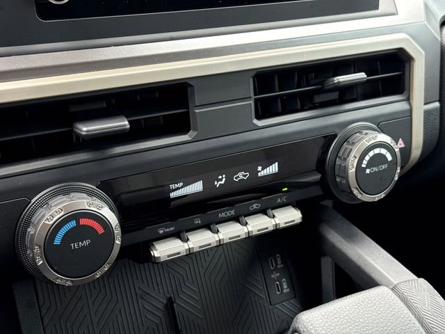 Used 2024 Toyota Tacoma SR5 AWD/4WD image 25