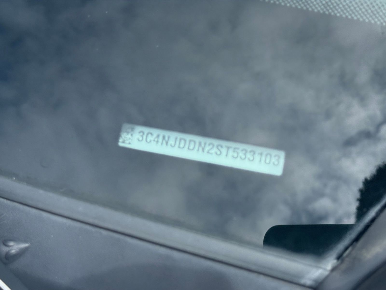 Used 2025 Jeep Compass Trailhawk image 29