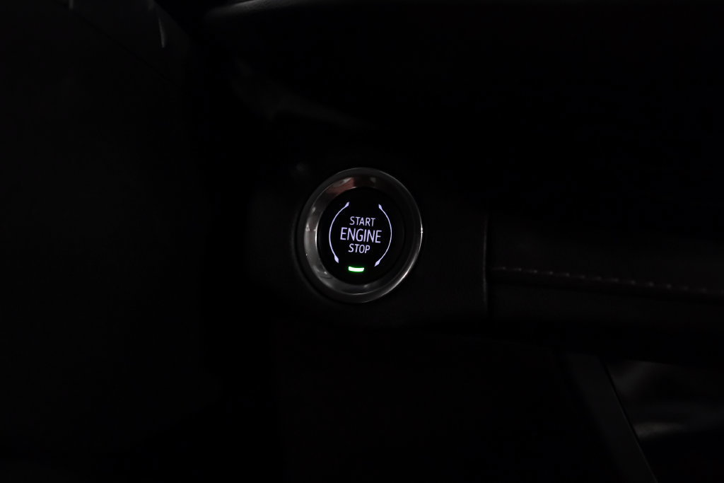 Used 2023 Buick Envision Essence w/ Sport Touring Package FWD image 20