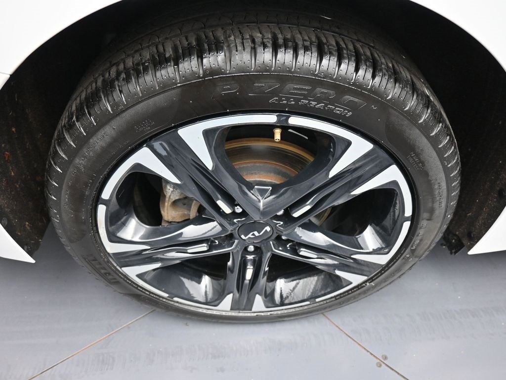 Used 2023 Kia K5 GT-Line w/ GT-Line Premium Package image 12