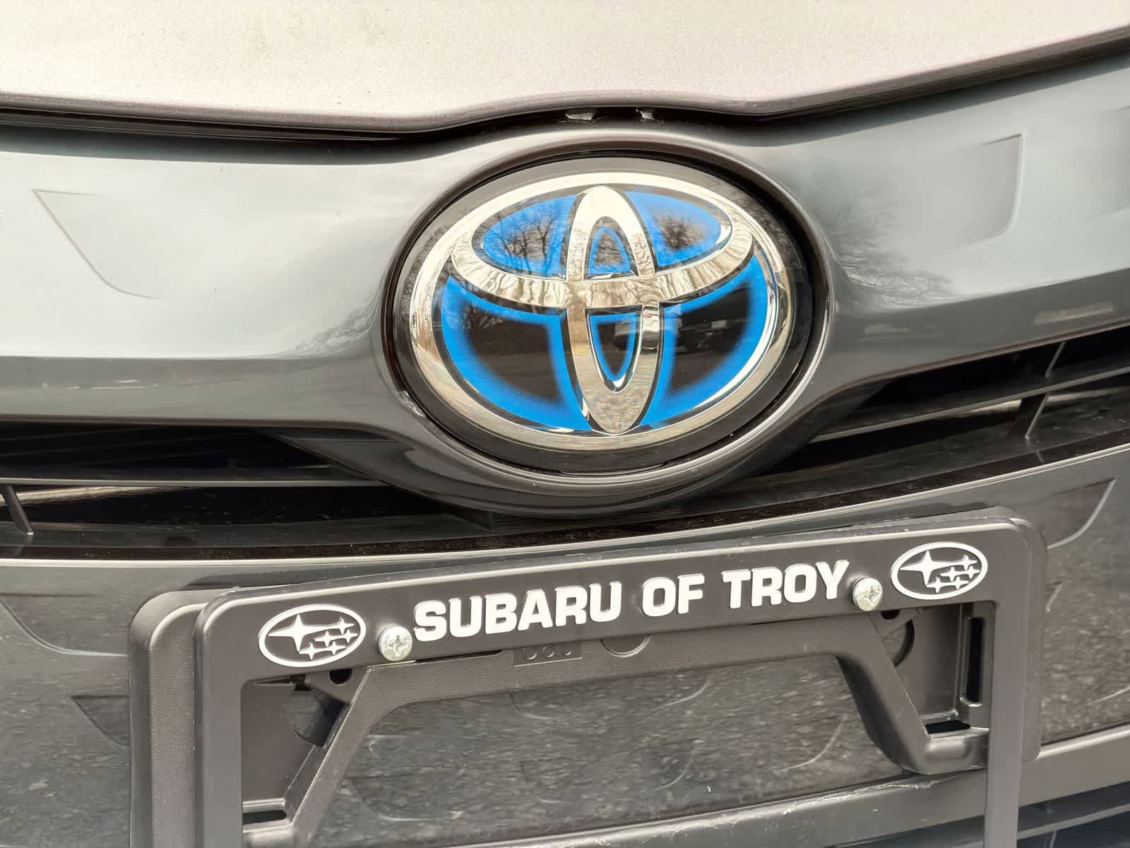 Used 2022 Toyota Prius Prime XLE FWD image 12