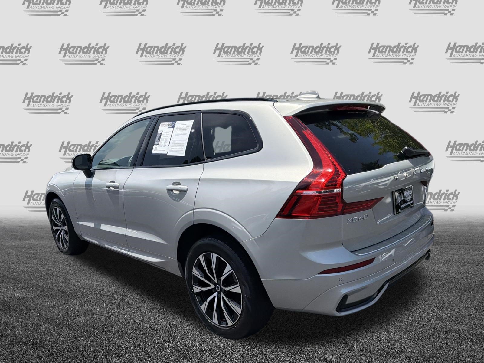 Certified 2024 Volvo XC60 B5 Core w/ Protection Package Premier AWD/4WD image 8