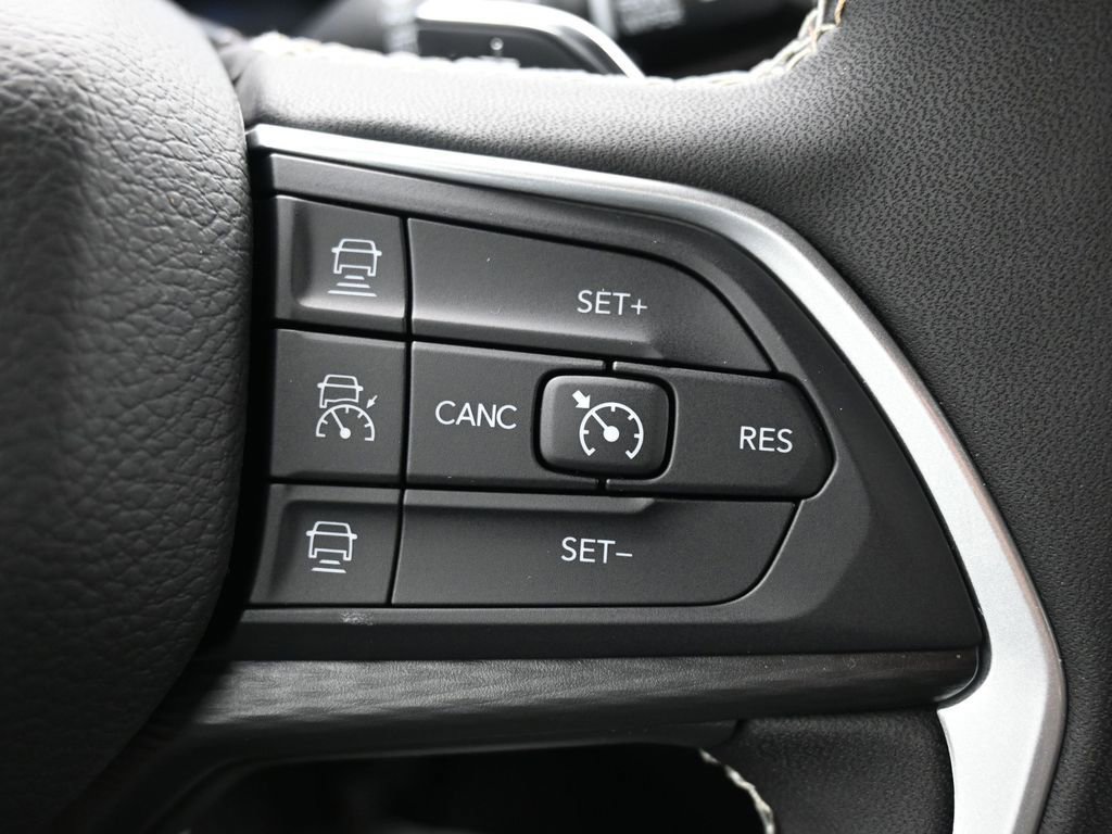 New 2026 Jeep Grand Cherokee Laredo image 23