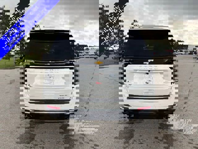 New 2025 Chevrolet Suburban Premier image 4