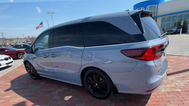 Used 2023 Honda Odyssey Sport image 7
