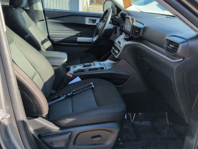 Used 2023 Ford Explorer XLT w/ Class IV Trailer Tow Package image 28