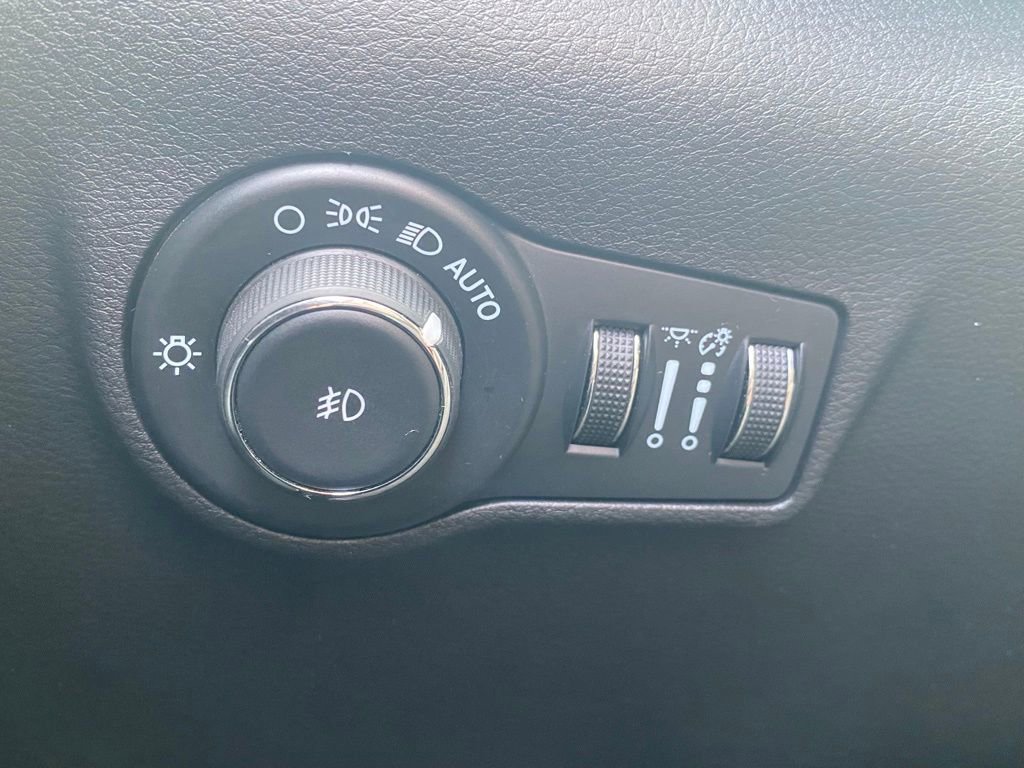 Used 2024 Jeep Compass Trailhawk image 27