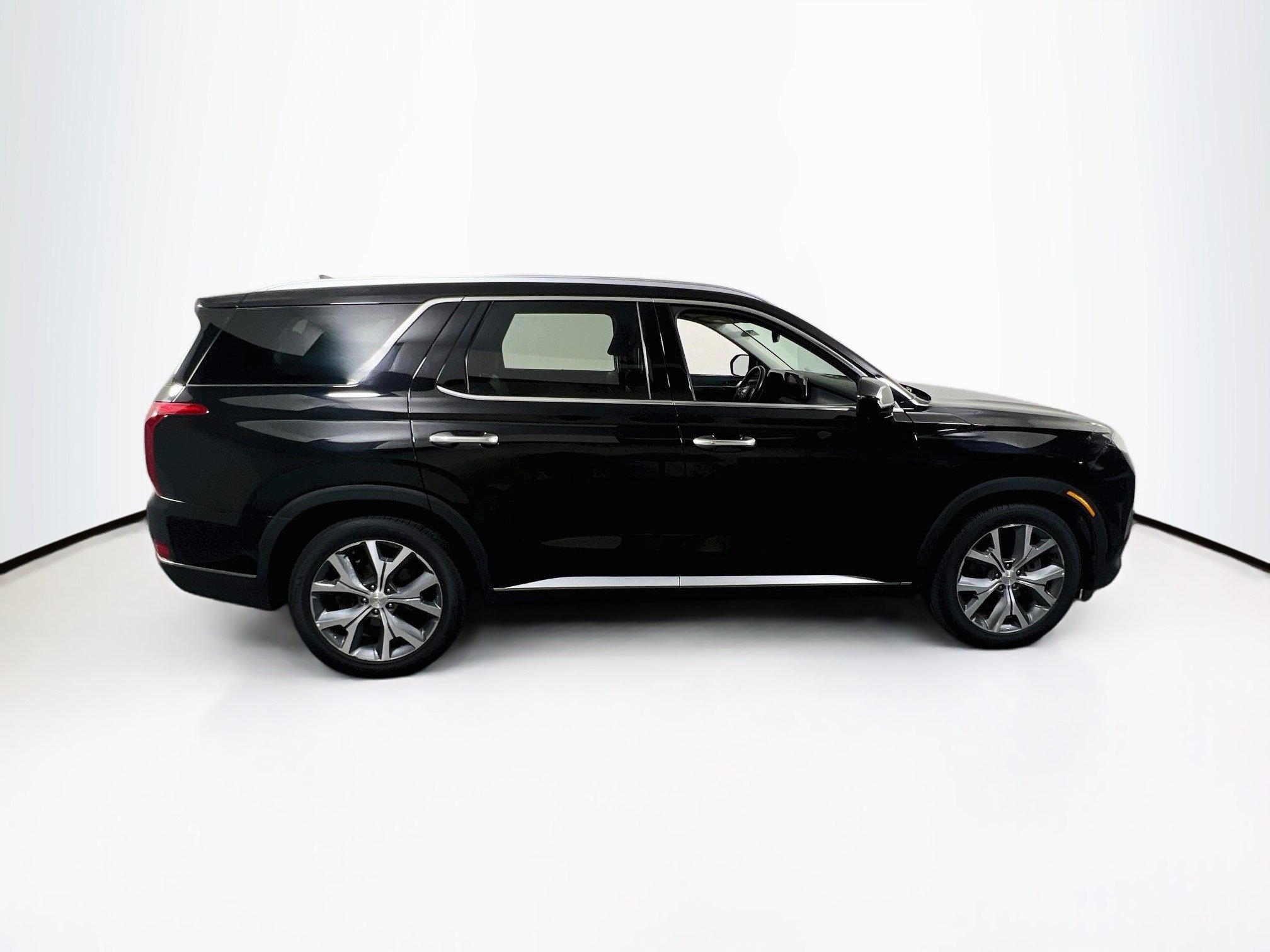 Used 2022 Hyundai Palisade SEL w/ Premium Package AWD/4WD image 4