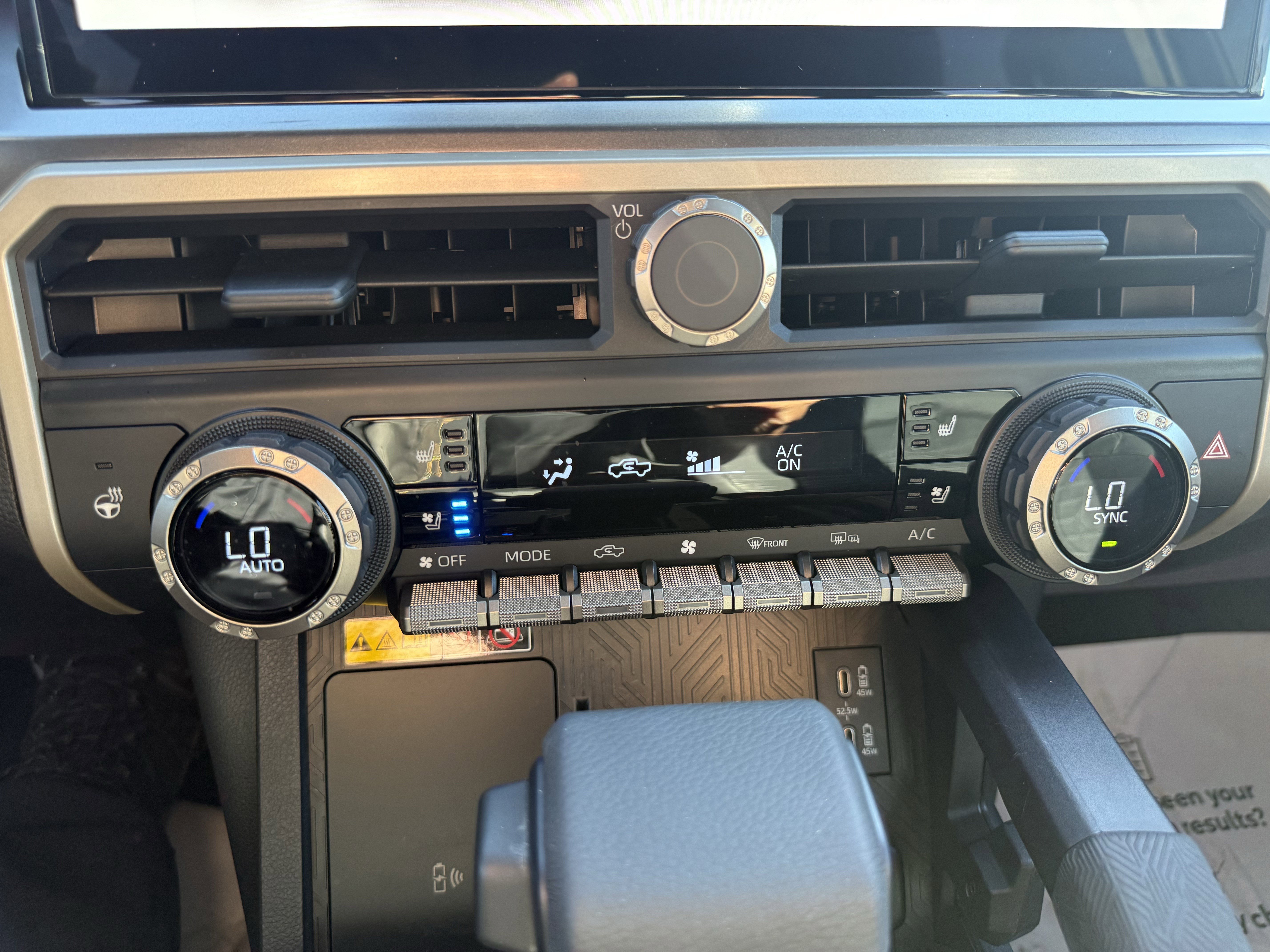 Certified 2025 Toyota Tacoma TRD Sport w/ TRD Sport Premium Package image 29