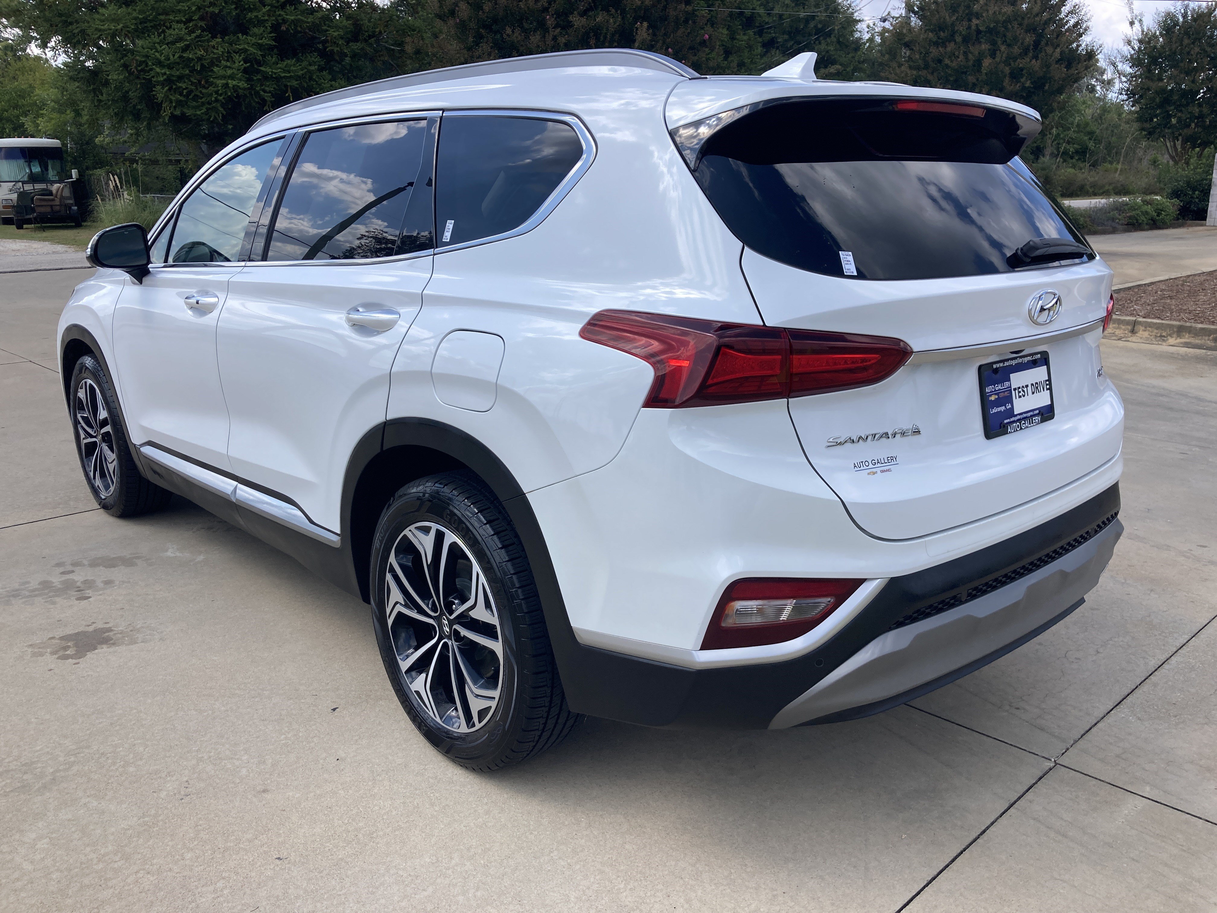 Used 2019 Hyundai Santa Fe FWD image 8