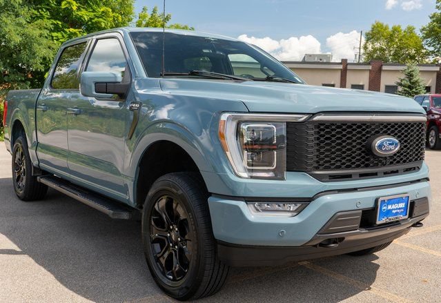 Used 2023 Ford F150 Lariat w/ Equipment Group 502A High AWD/4WD image 4