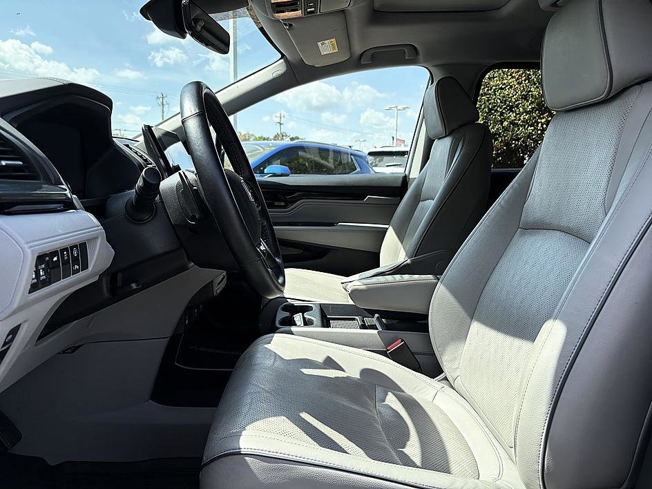 Used 2022 Honda Odyssey Elite image 9