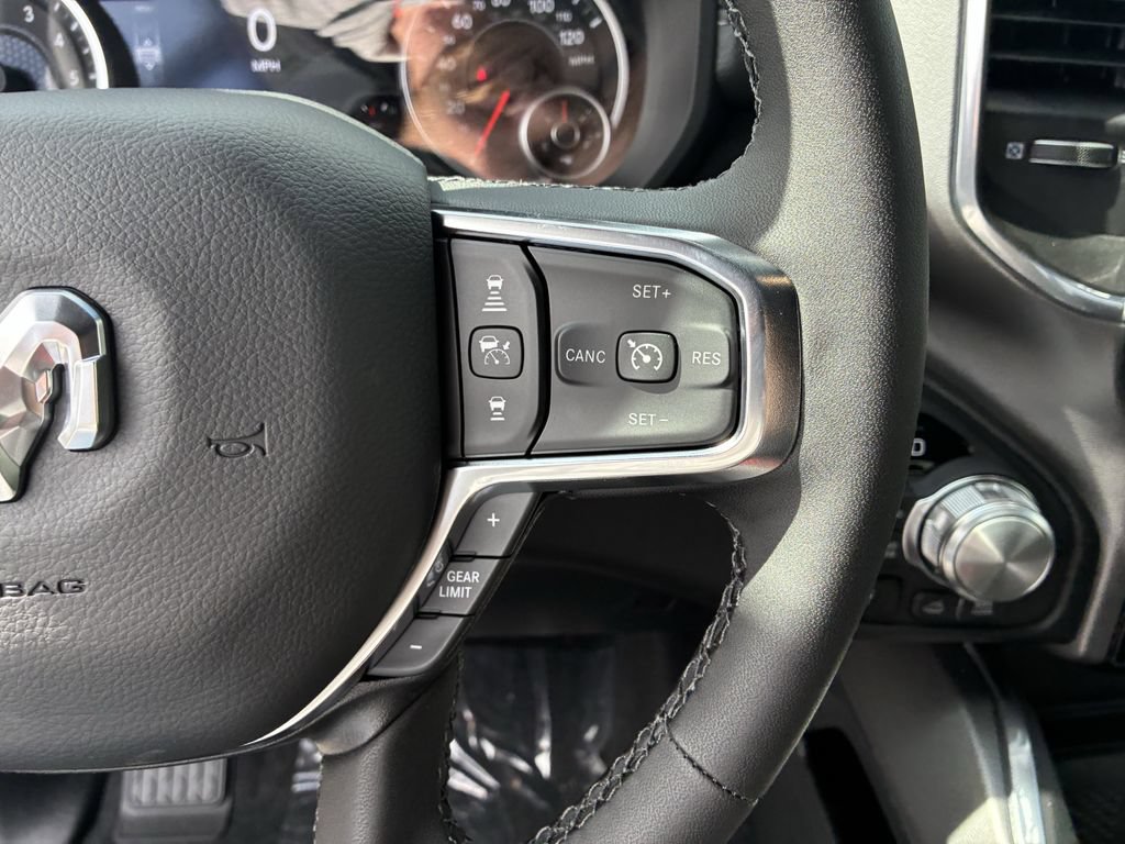 New 2026 RAM 1500 Laramie w/ Laramie Preferred Package AWD/4WD image 23