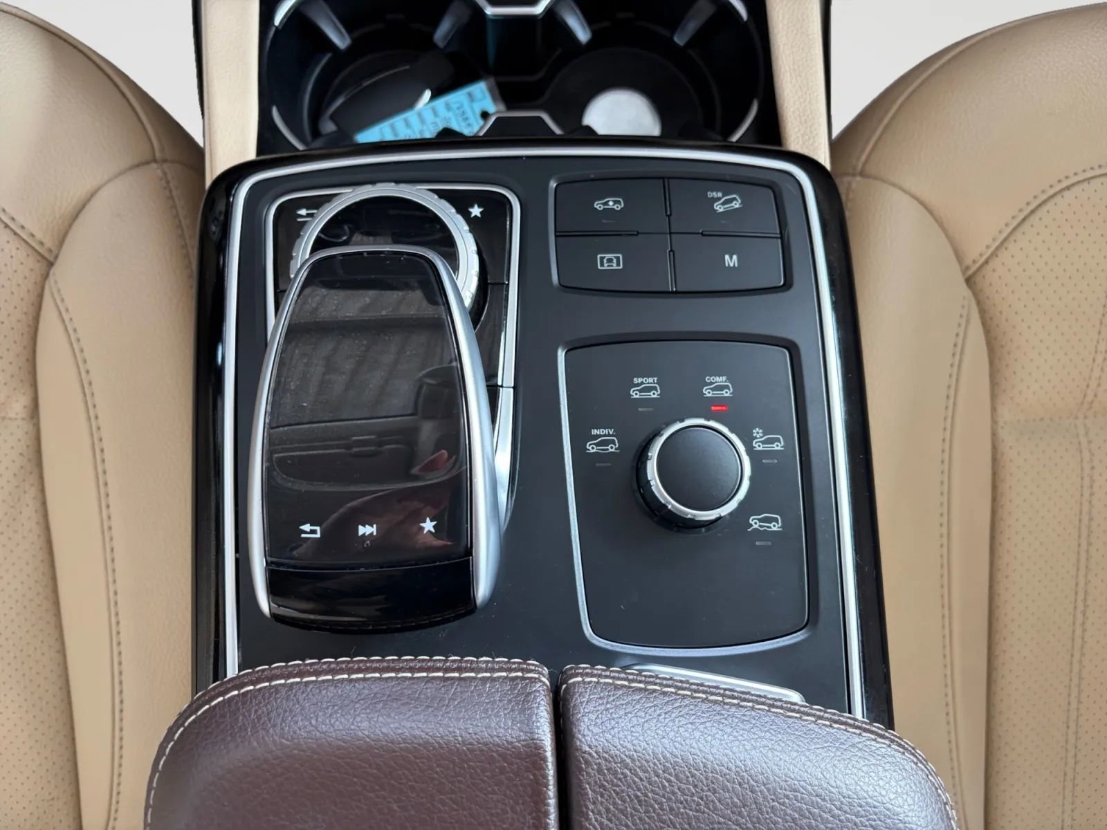 Used 2018 Mercedes-Benz GLS 450 4MATIC image 26