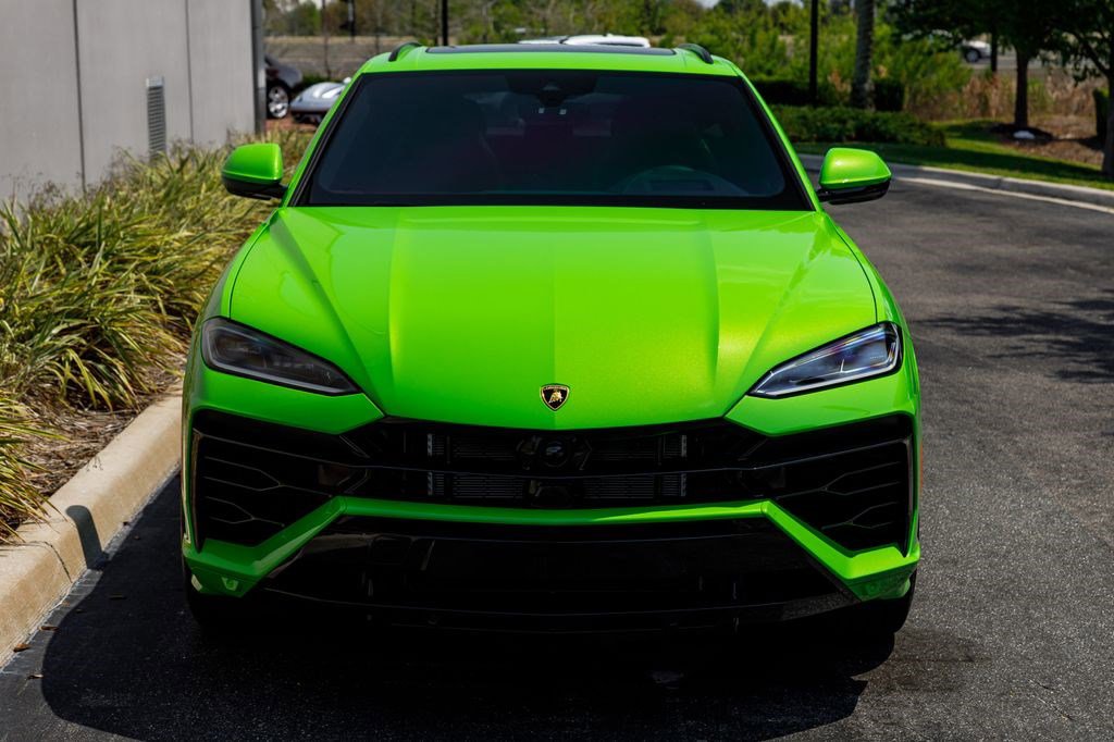 Used 2025 Lamborghini Urus SE image 8