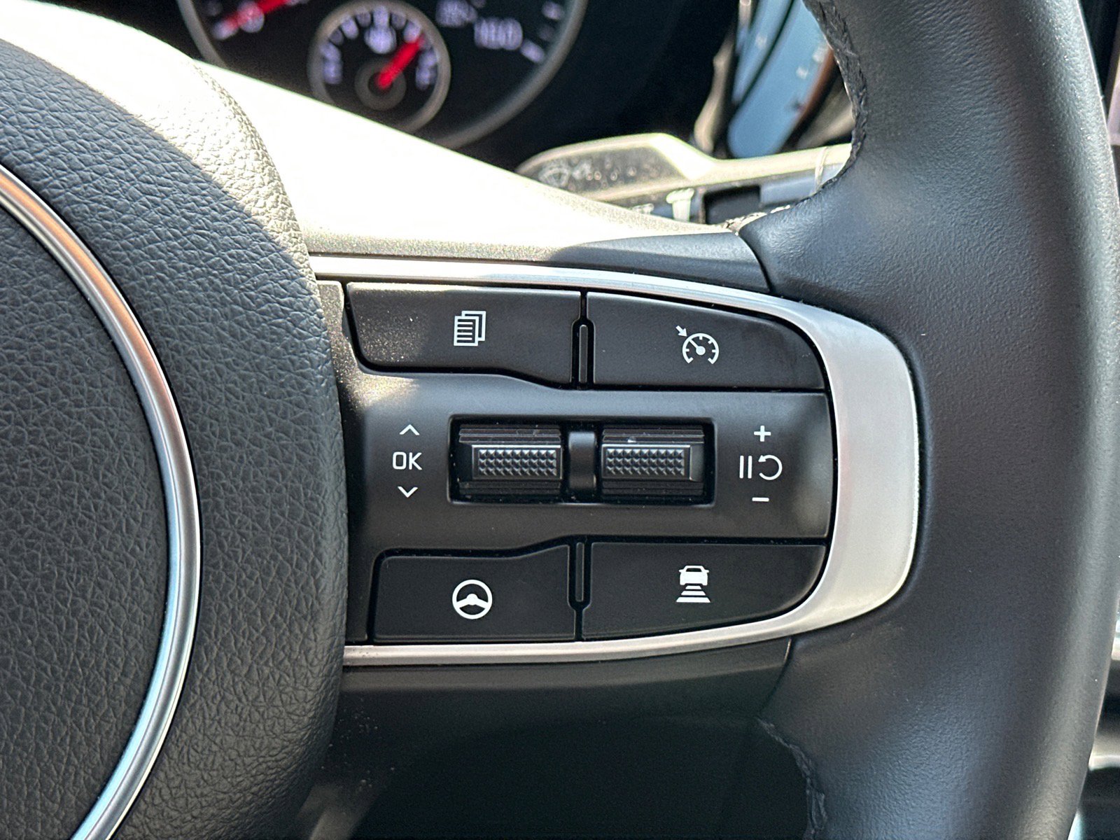 Certified 2023 Kia K5 EX w/ EX Premium Package image 12