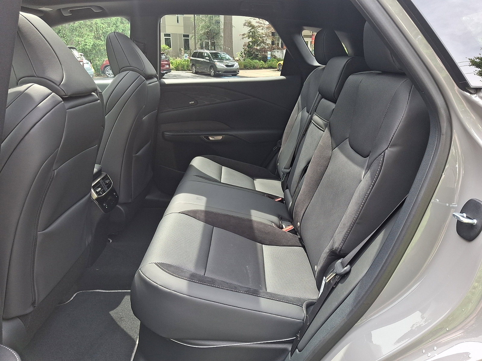 New 2026 Lexus RX 350 F Sport AWD/4WD image 7