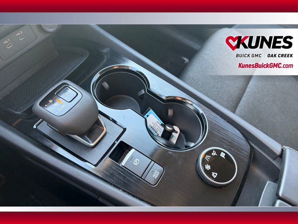 Used 2025 Nissan Rogue SV image 21