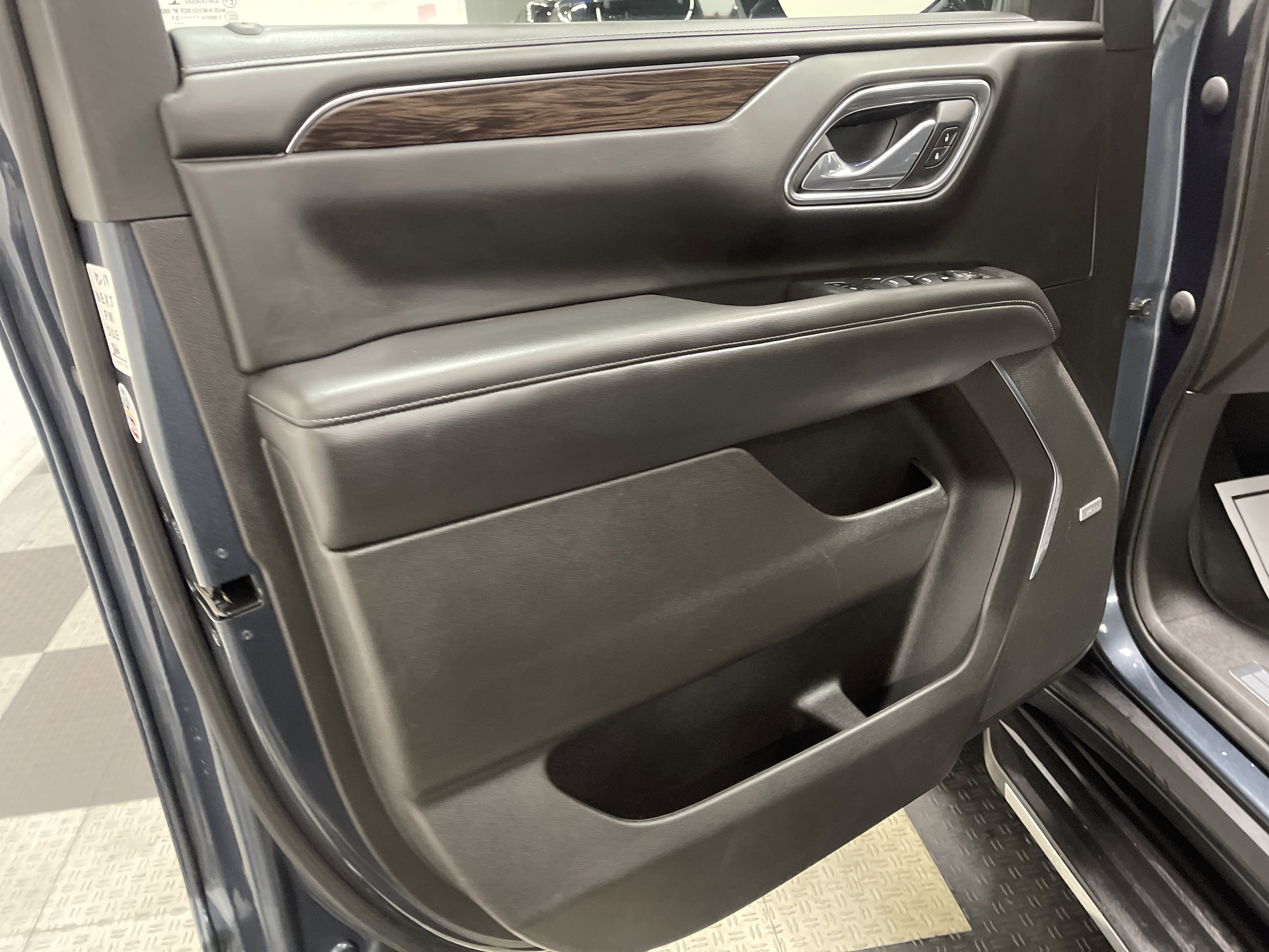 Used 2021 Chevrolet Tahoe LT image 10