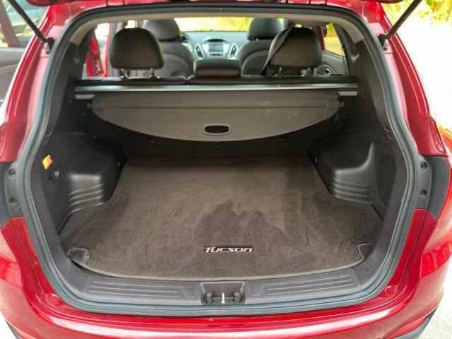 Used 2013 Hyundai Tucson Limited w/ Premium Pkg FWD image 13