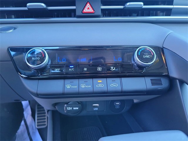 Used 2025 Hyundai Elantra Sport image 27