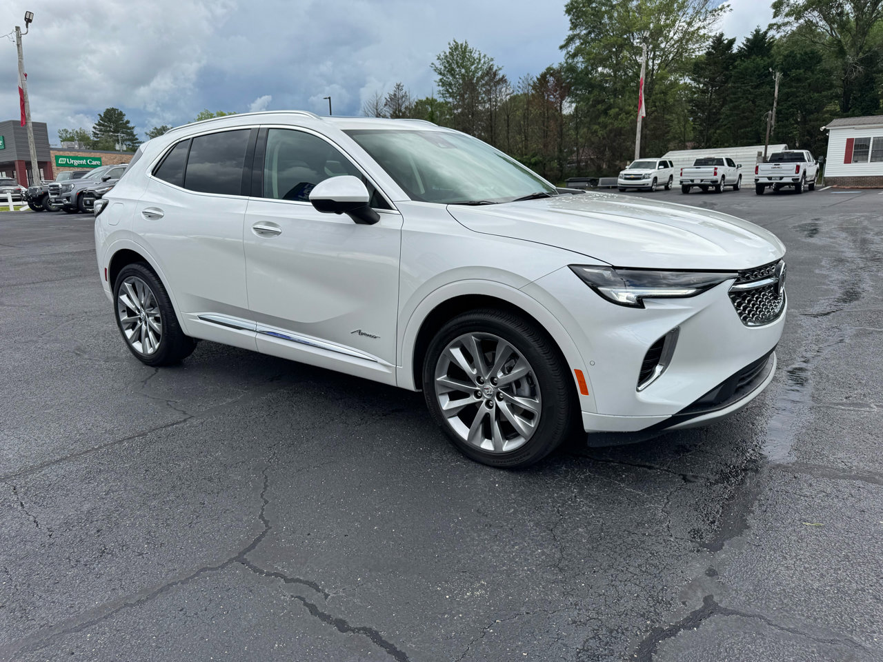 Used 2023 Buick Envision Avenir image 4