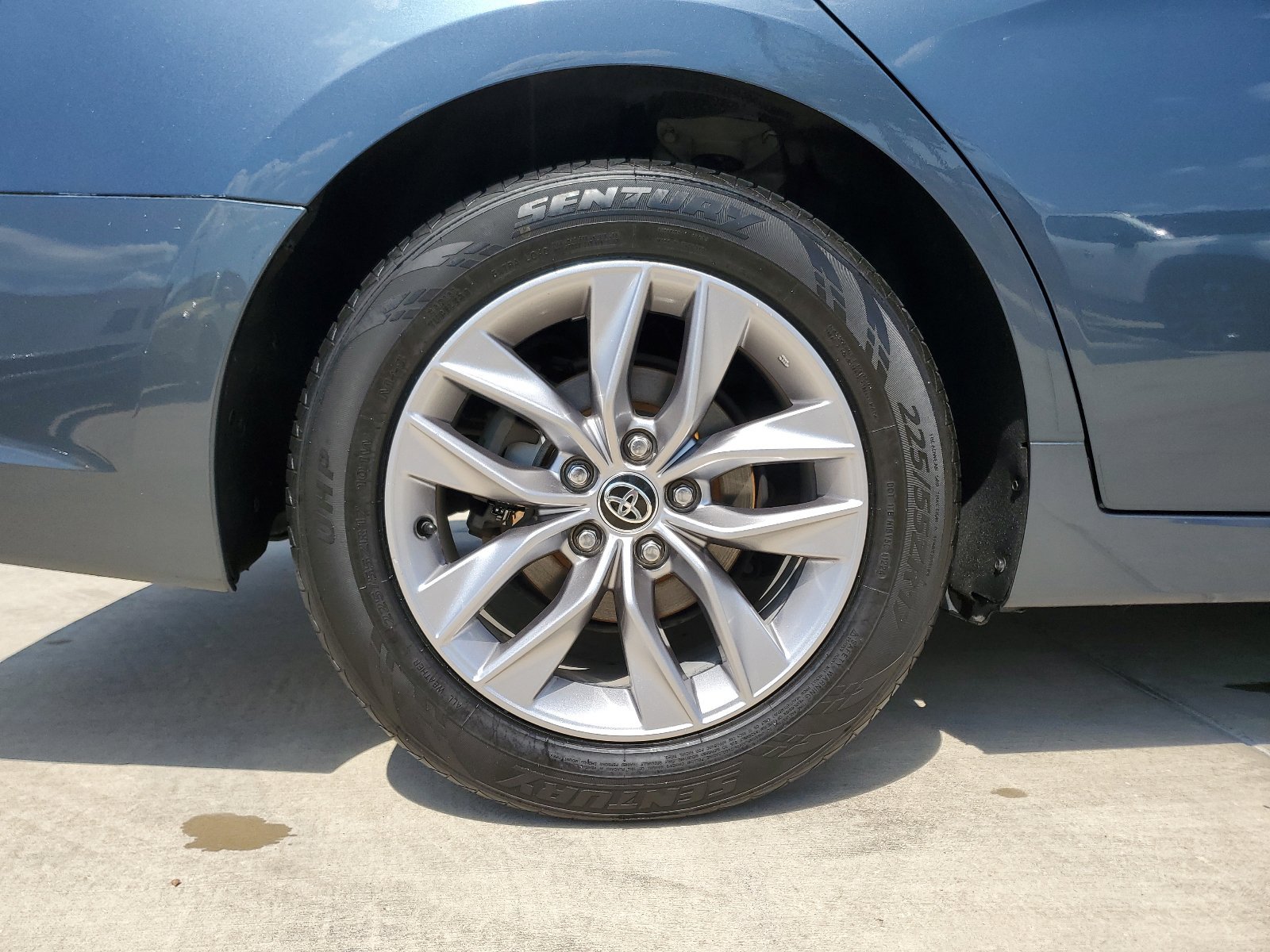 Used 2021 Toyota Avalon XLE FWD image 11
