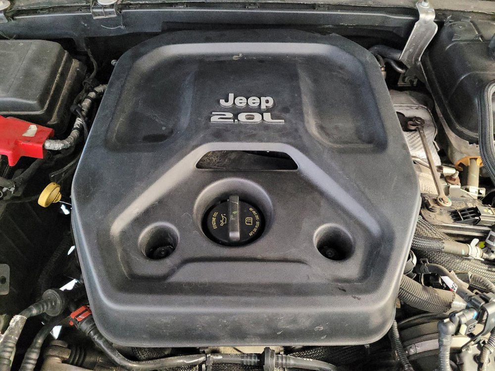 Used 2019 Jeep Wrangler Unlimited Sahara w/ Safety Group AWD/4WD image 30