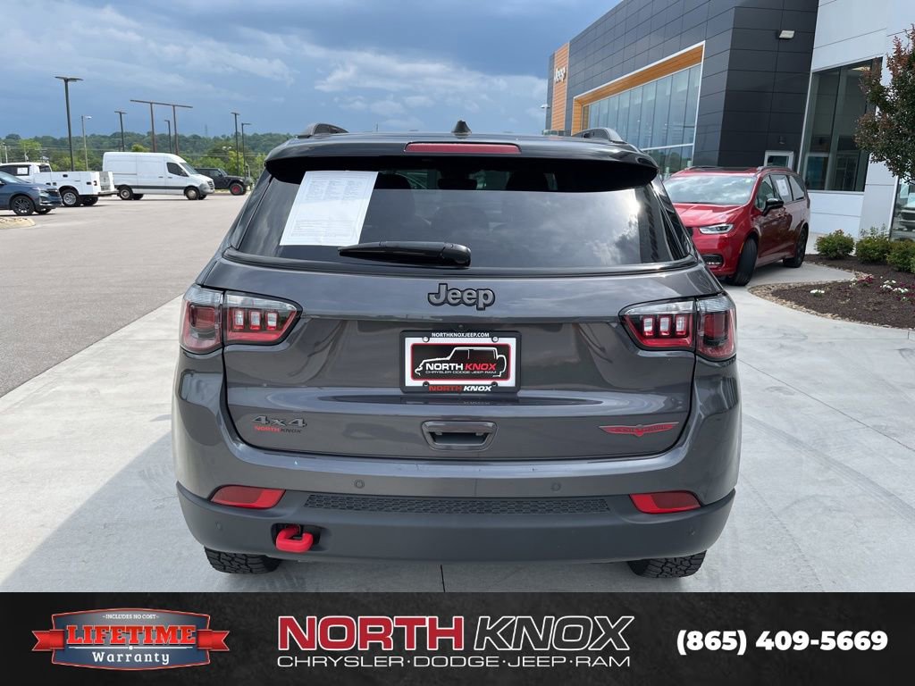 Used 2024 Jeep Compass Trailhawk AWD/4WD image 18