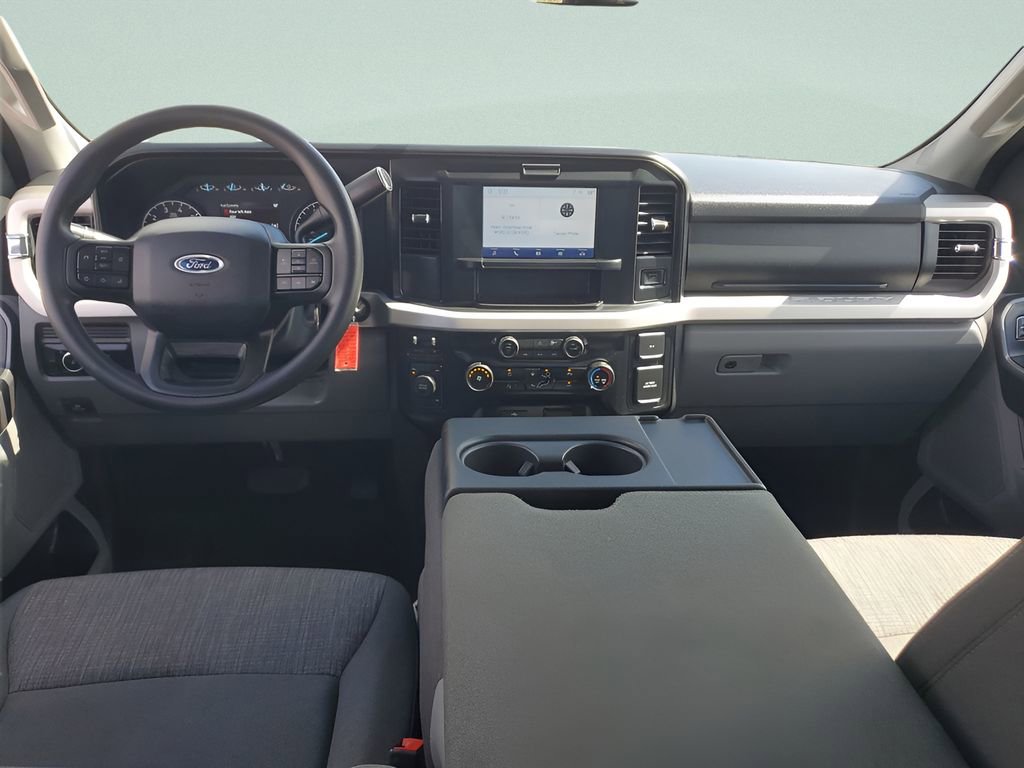 Used 2025 Ford F250 XLT image 24