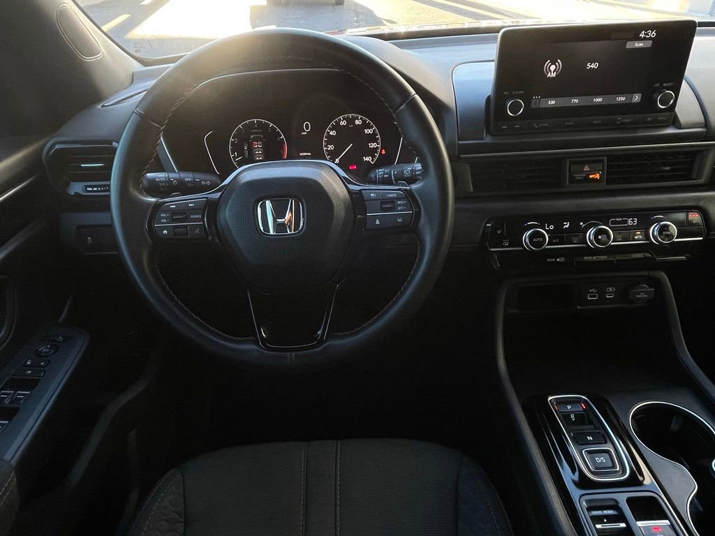 Certified 2025 Honda Pilot Sport image 11