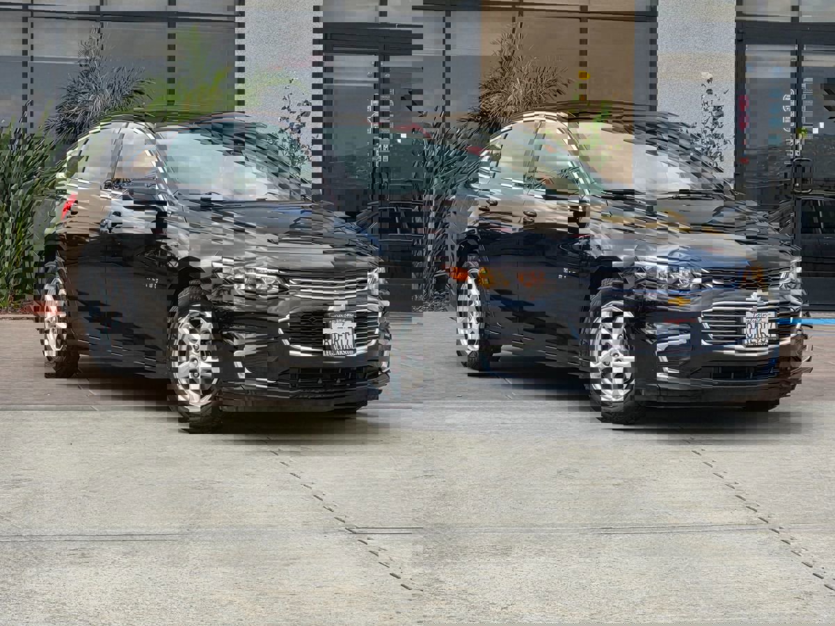 Used 2016 Chevrolet Malibu LS image 3