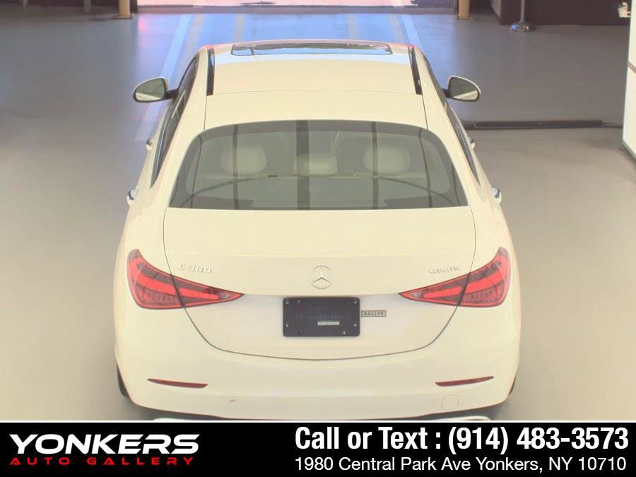 Used 2023 Mercedes-Benz C 300 4MATIC Sedan image 4