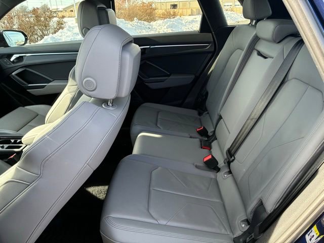 Used 2024 Audi Q3 2.0T Premium Plus w/ Premium Plus Package AWD/4WD image 18