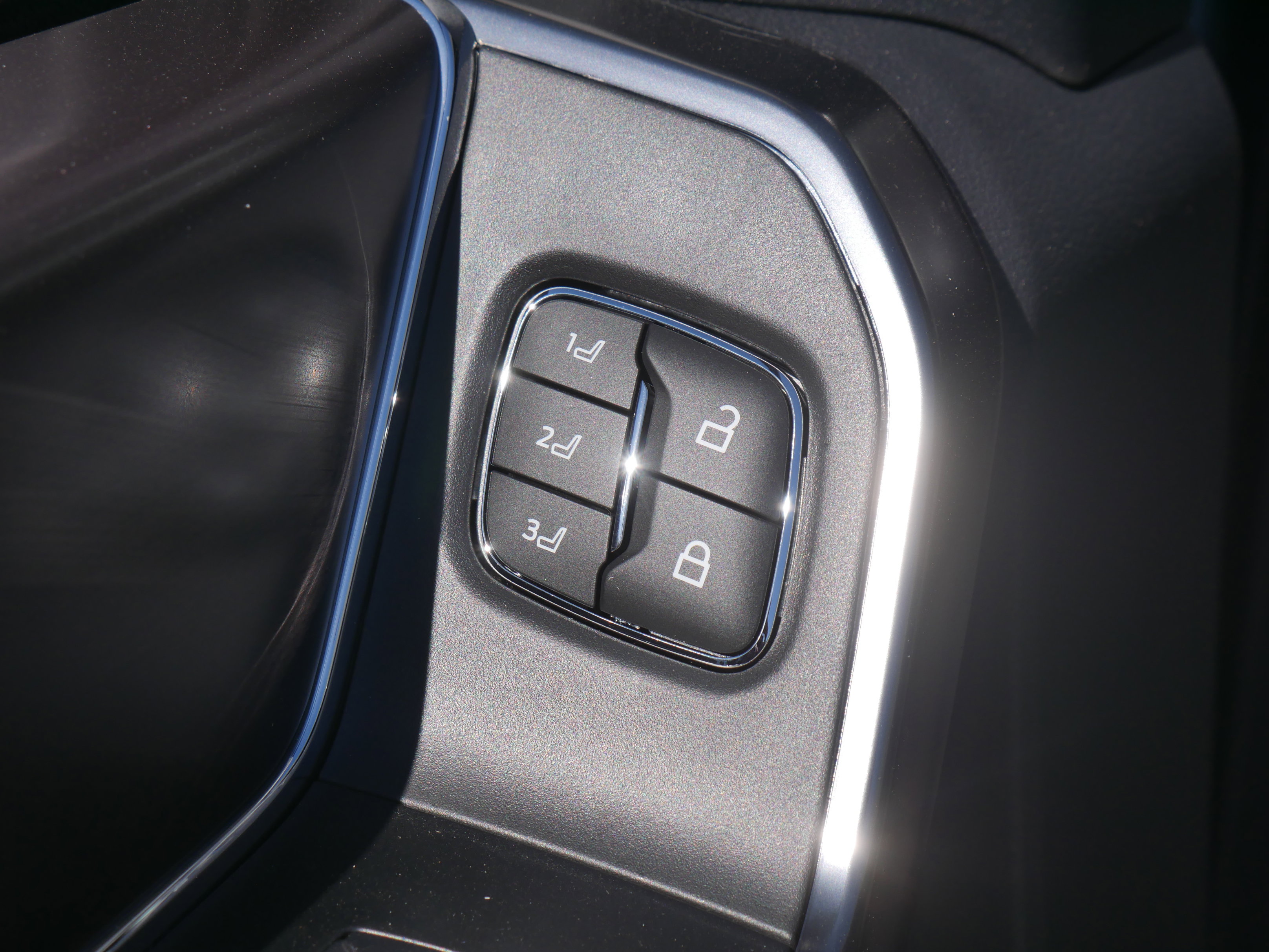 New 2026 Ford F350 Platinum image 40