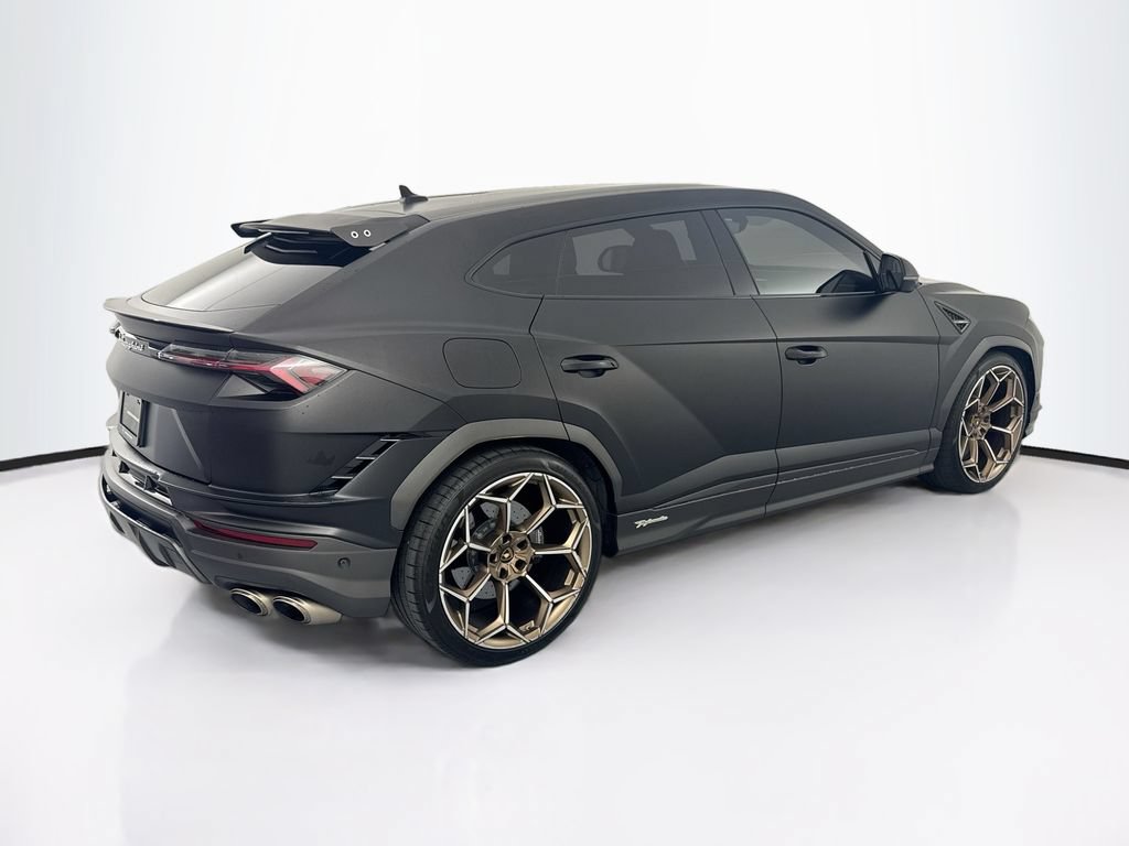 Used 2023 Lamborghini Urus Performante AWD/4WD image 5