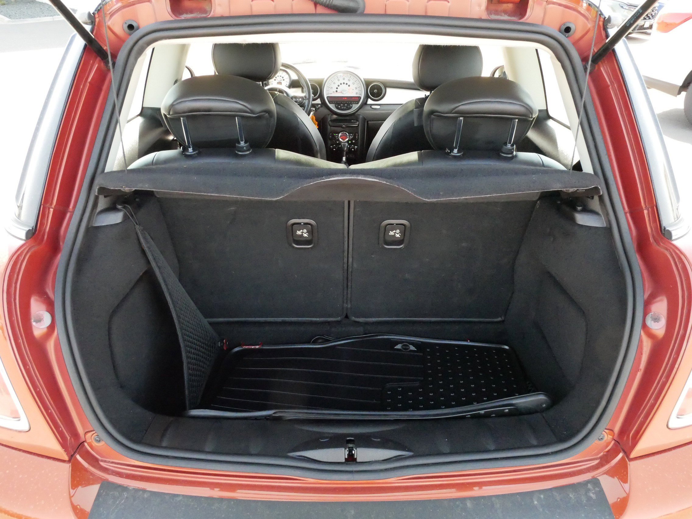 Used 2011 MINI Cooper Hardtop FWD image 18