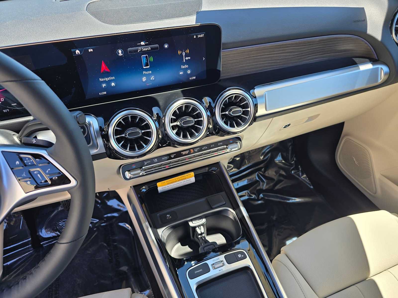 New 2026 Mercedes-Benz GLB 250 4MATIC image 26