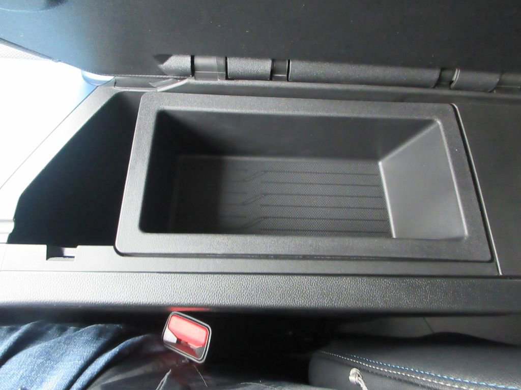 New 2026 Chevrolet Equinox EV LT image 29