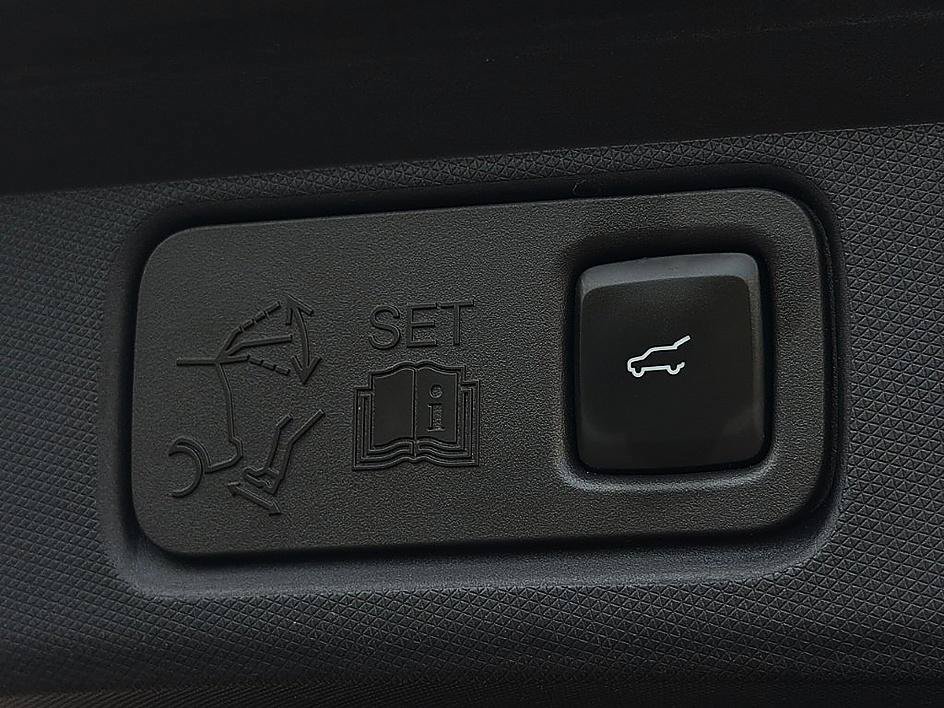 Used 2022 Ford Mustang Mach-E Select w/ Comfort/Technology Package AWD/4WD image 28